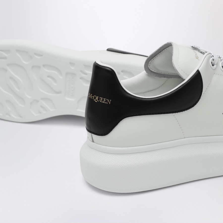 Alexander McQueen Sneaker Oversize white/black | TheDoubleF