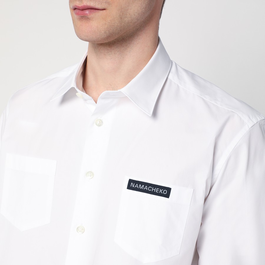 Tシャツ・カットソー NAMACHEKO Men T Shirts NS25 402SN1201 White NAMACHEKO White shirt with logo patch | TheDoubleF