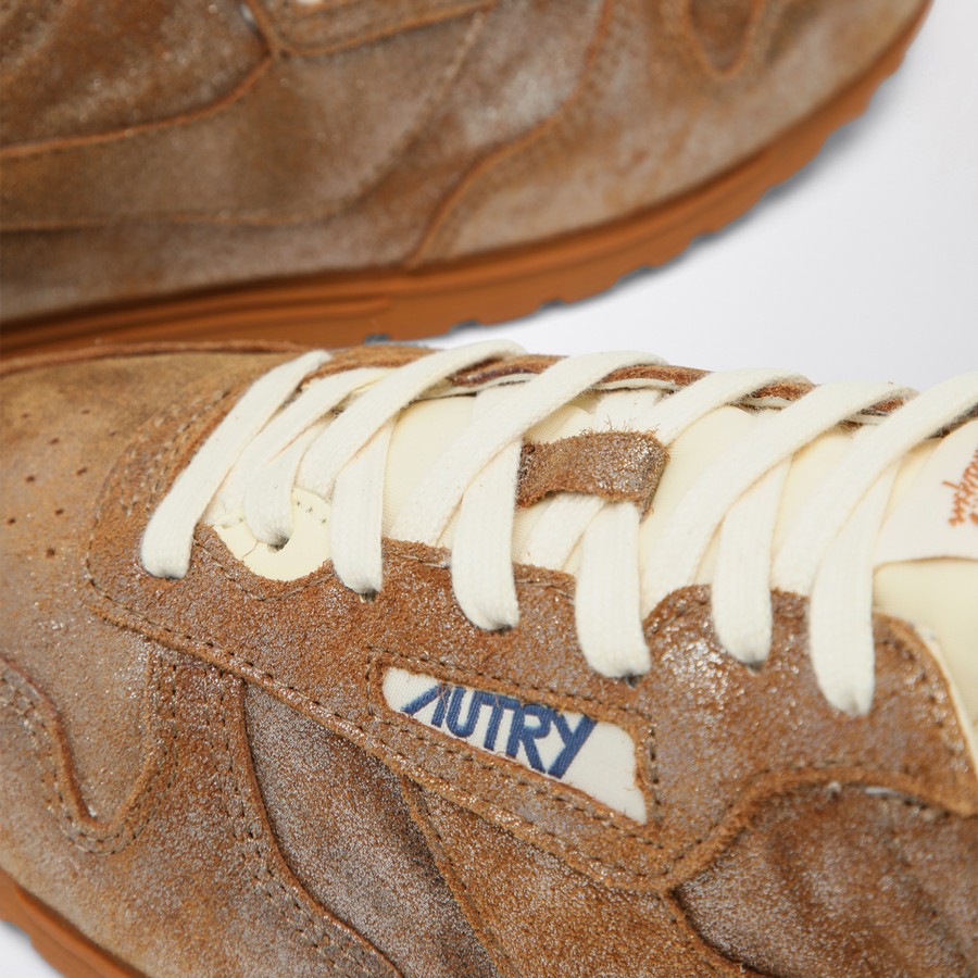 AUTRY Brown/metallic ivory Windspin sneaker | TheDoubleF