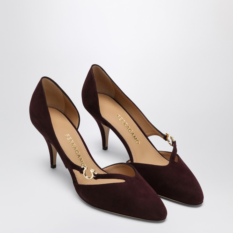 シューズ・サンダルその他 Ferragamo Pumps with Gancini detail Dark Barolo Ferragamo Pumps with Gancini detail Dark Barolo | TheDoubleF