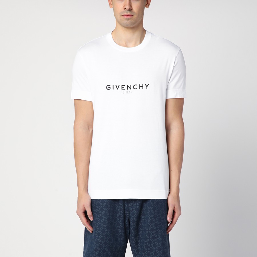 GIVENCHY Givenchy reverse cotton t-shirt リバース スリム Givenchy Reverse white slim T-shirt with logo | TheDoubleF