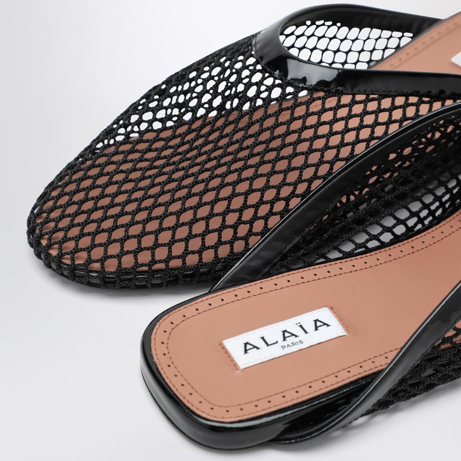 サンダル・ミュール Alaia Mesh Flat Mule ALAIA Mesh Flat Mules | Neiman Marcus