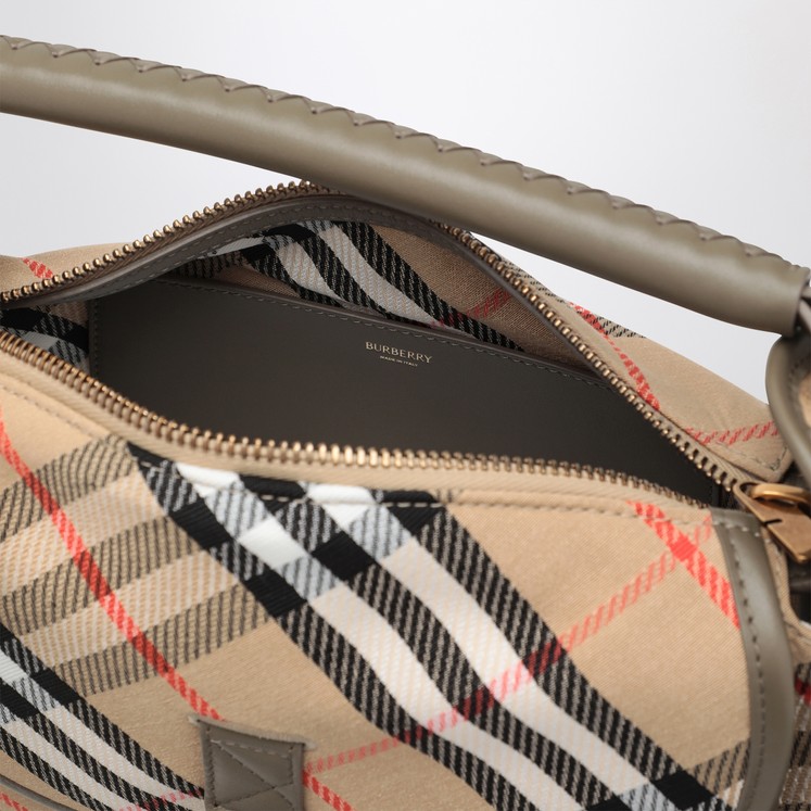 Bags for woman by Burberry | TheDoubleF