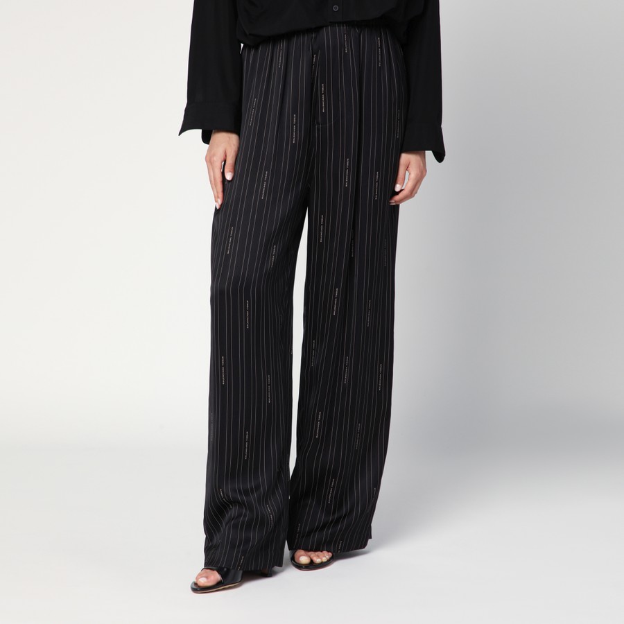 ボトムスその他 Balenciaga Soft pinstriped black pants with logo Balenciaga Soft pinstriped black pants with logo | TheDoubleF