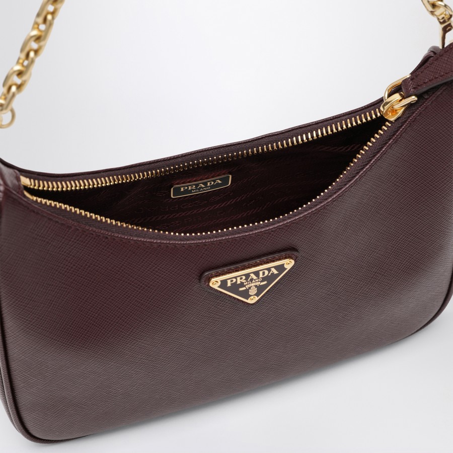 バッグ・カバンその他 Prada Re-Edition 2005 burgundy leather bag Prada Re-Edition 2005 burgundy leather bag | TheDoubleF