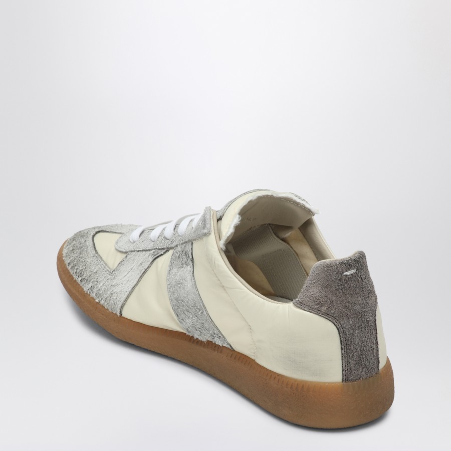 スニーカー Maison Margiela SNEAKER (S58WS0259P8153 HA771) Maison Margiela Replica sneakers in light beige and grey