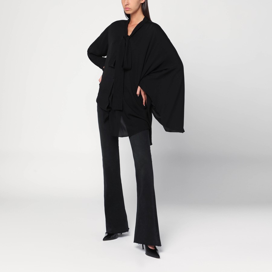 Tシャツ・カットソー BALENCIAGA FW25 Balenciaga Scarf Blouse (839280 TIN13 1000) Balenciaga Asymmetric black silk blouse with scarf | TheDoubleF