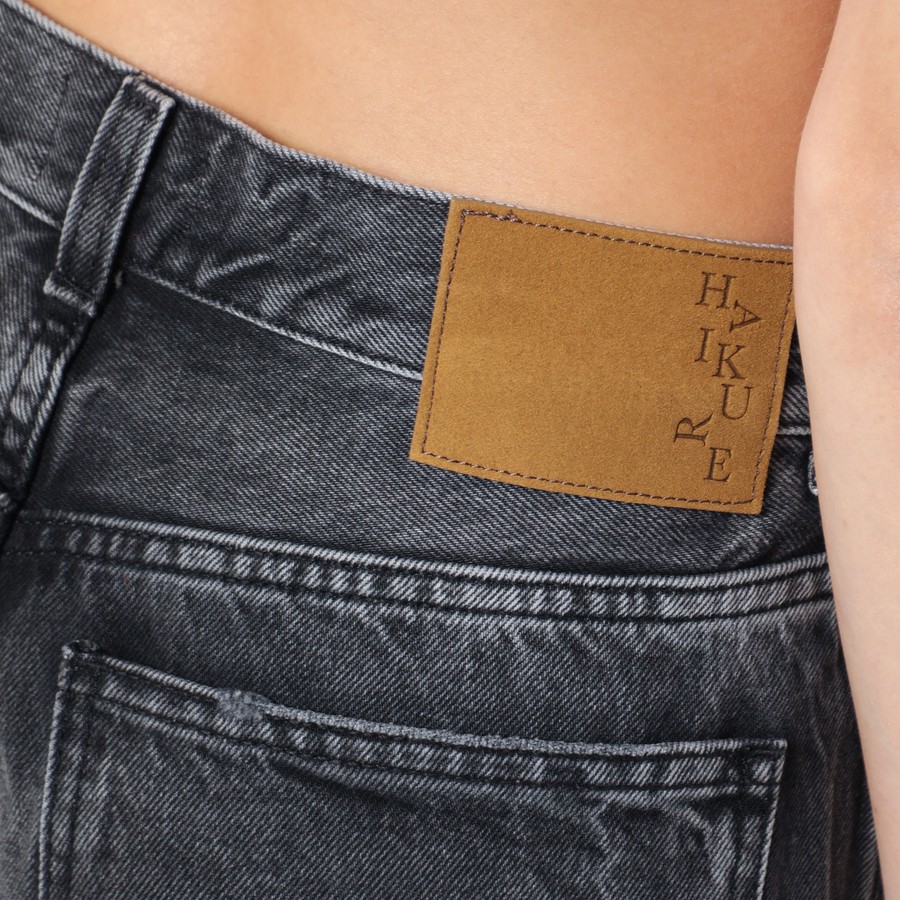 ボトムスその他 HAIKURE Winona black washed jeans HAIKURE Winona black washed jeans | TheDoubleF
