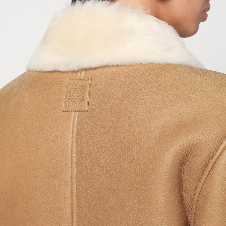 ジャケット Loewe Camel-coloured shearling jacket Loewe Camel-coloured shearling jacket | TheDoubleF