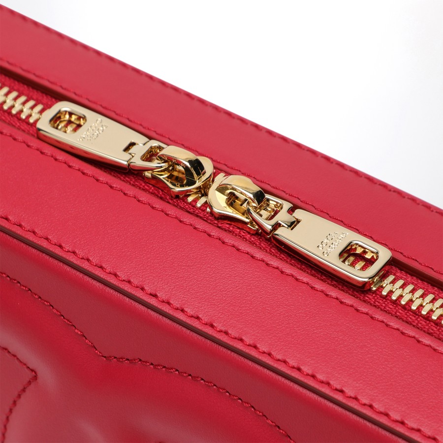 バッグ・カバンその他 DOLCE & GABBANA Woman Mini bag Red BB7289AW576 8X052 Dolce&Gabbana Red leather shoulder bag with logo | TheDoubleF