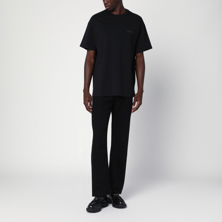 Tシャツ・カットソー GIVENCHY FW24 Givenchy Shirts Black (BM60PQ1 5JT001) T-shirt with logo patch GIVENCHY | Blondie Shop