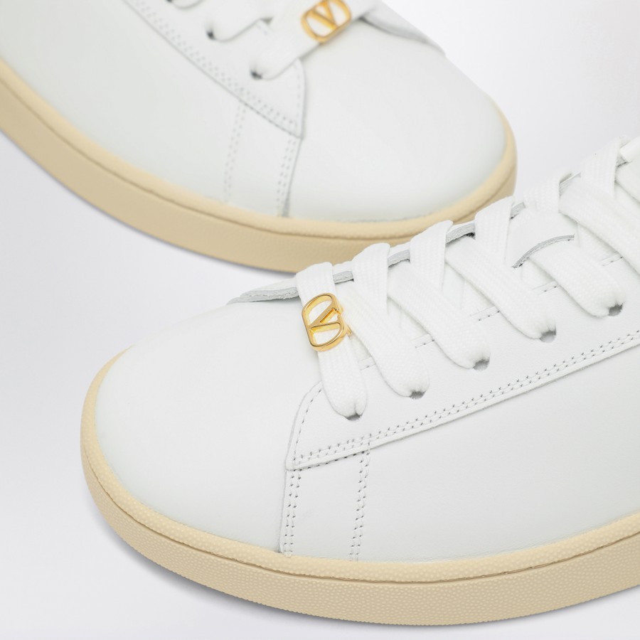 スニーカー VALENTINO FW25 ROYCO (7Y2S0K34 BYADU2) Valentino Garavani White leather Royco sneakers | TheDoubleF