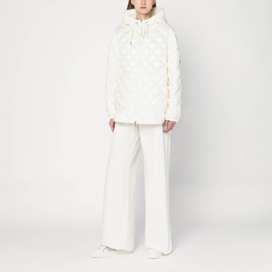 ジャケット Moncler White quilted jacket in nylon Moncler White quilted jacket in nylon | TheDoubleF