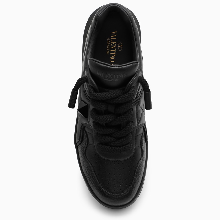 Valentino Garavani One Stud XL black