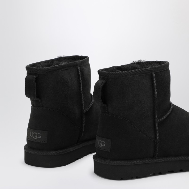 Ugg Classic Mini Ii Boots In Black In Black