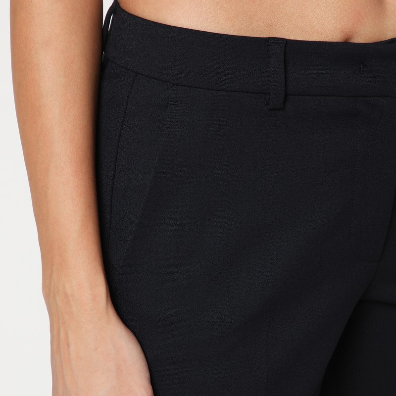 Quelledue Black Wool Blend Slim Trousers In Black