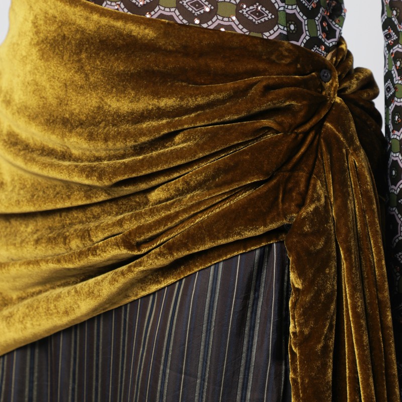 Dries Van Noten Women Senice Bis Emb 2267 W.w. Skirt Brn In Multi