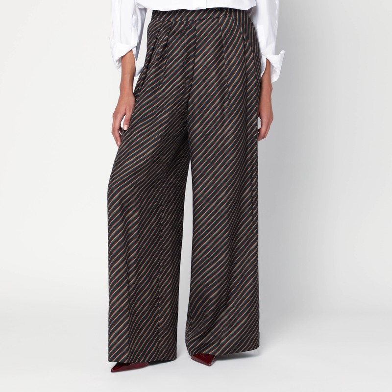 Palazzo pants with a pattern