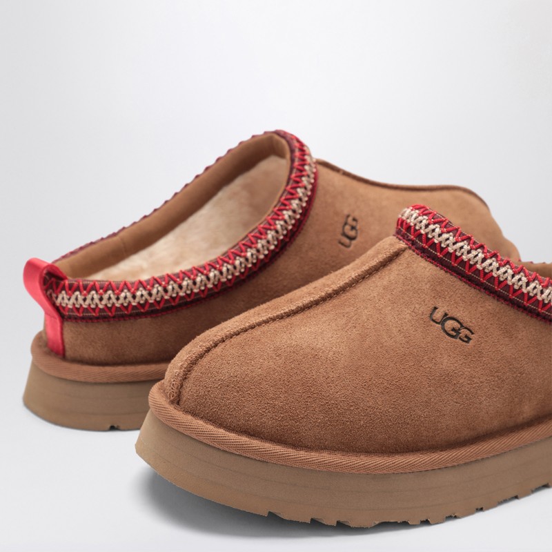 Ugg Tazz Chestnut Slipper In Neutral