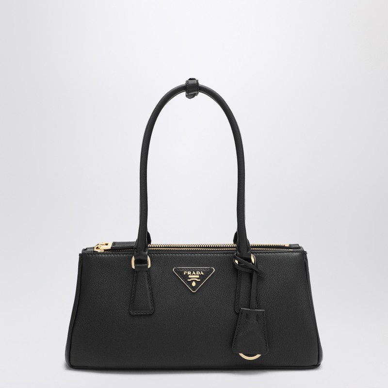 Black medium leather Galleria bag