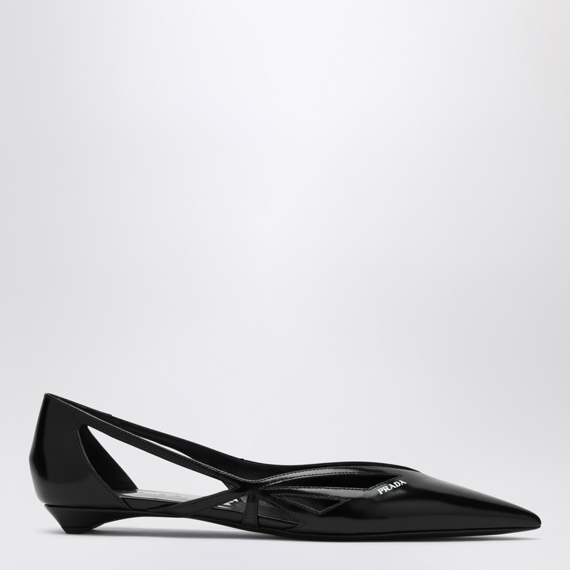 Cut out black brushed leather ballerina