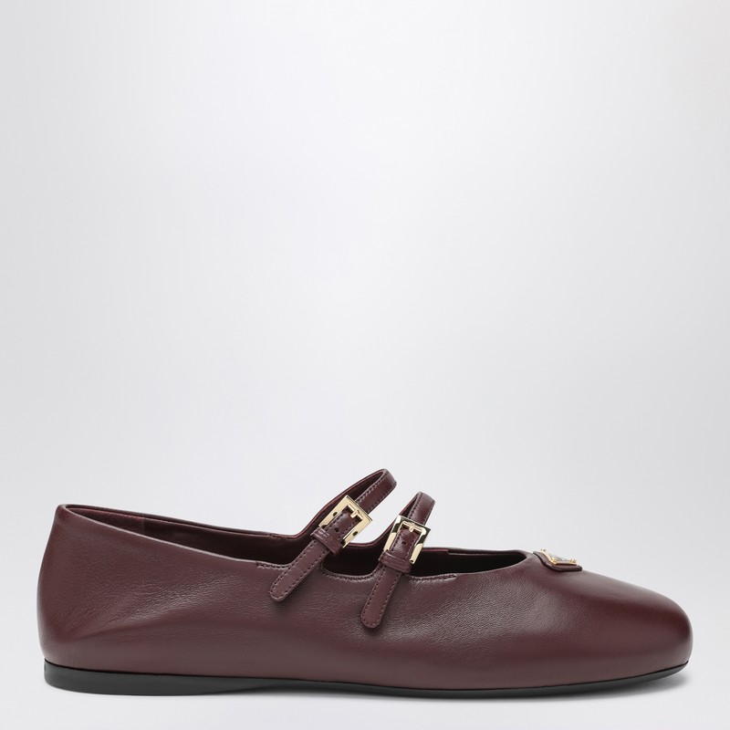 Bordeaux leather ballerina with triangle logo