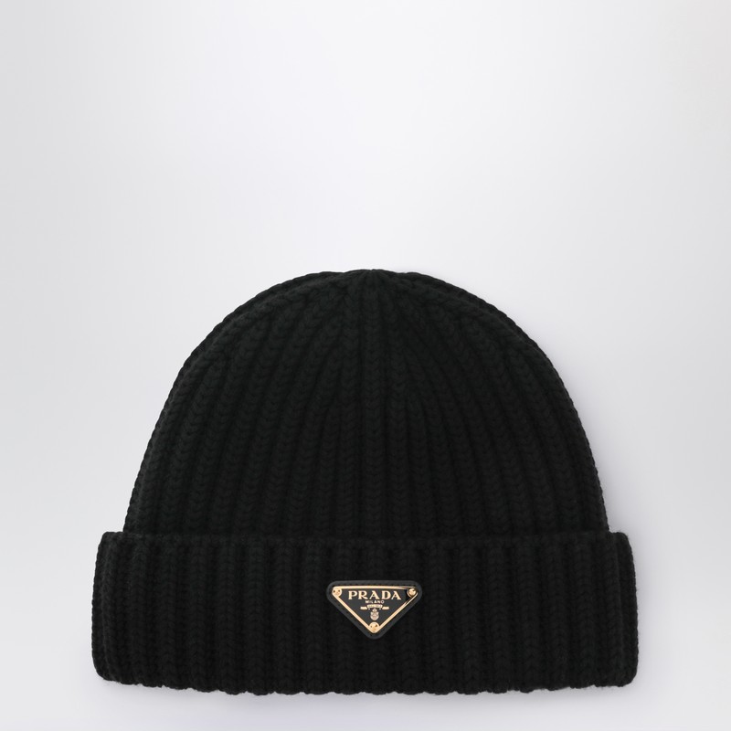 Black wool beanie with logo triangle