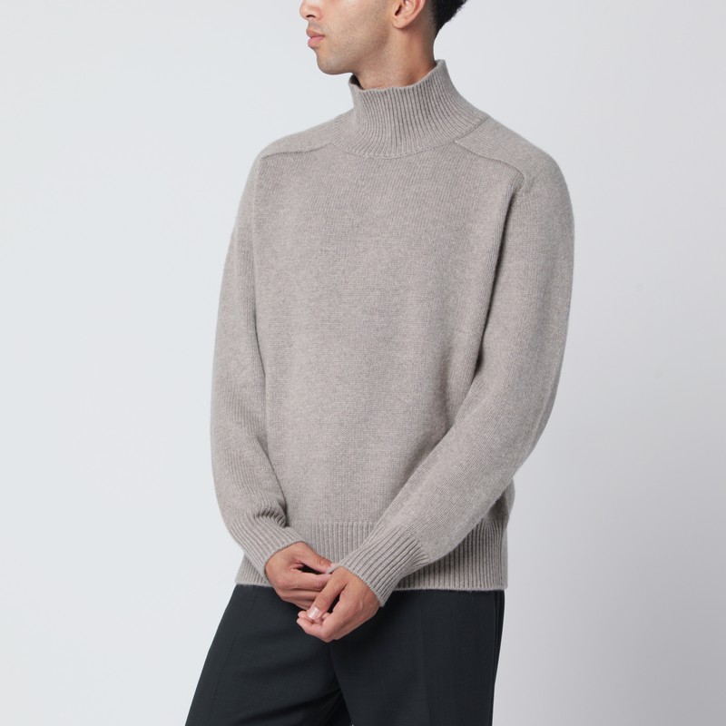 Soft Goat Greige Cashmere Turtleneck Sweater In Neutral