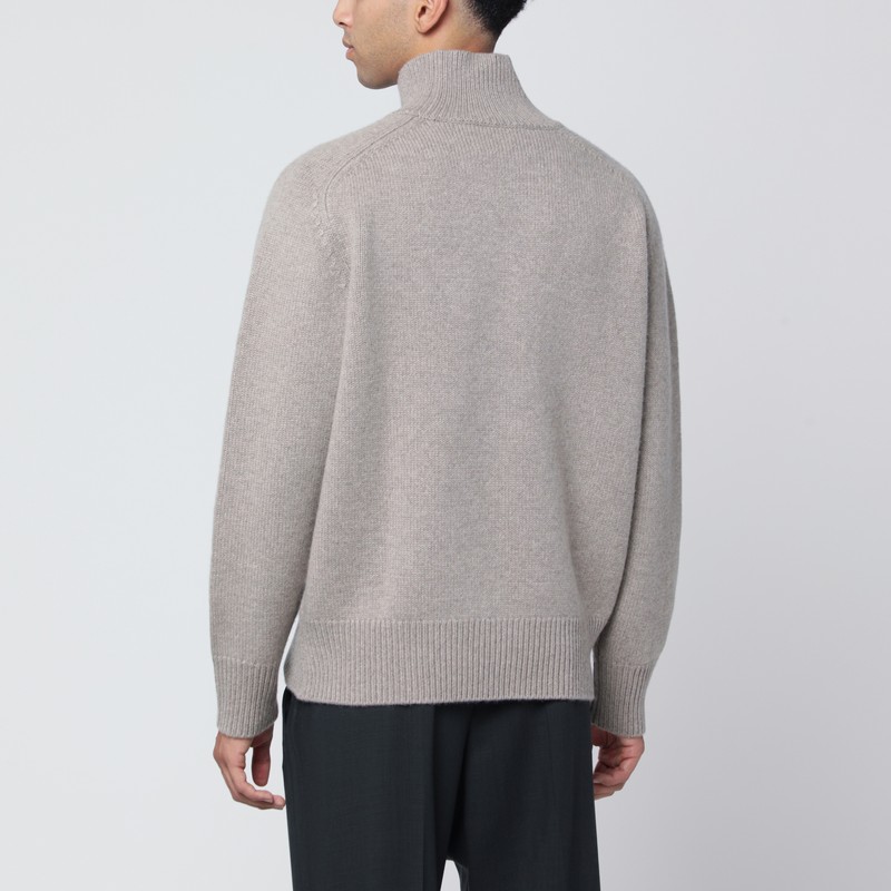 Soft Goat Greige Cashmere Turtleneck Sweater In Neutral