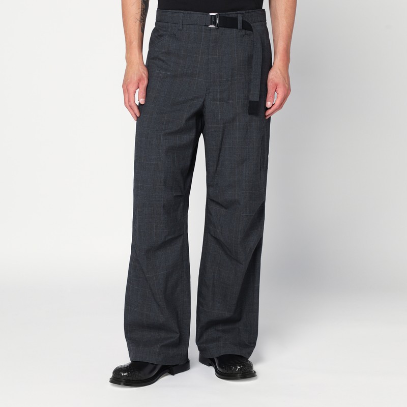 Gray cargo pants with belt
