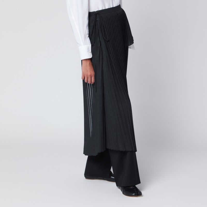 Mark Kenly Domino Tan Gray Avery-atelier Pleated Half-skirt In Gray