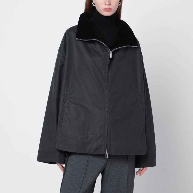 Black country jacket with zip