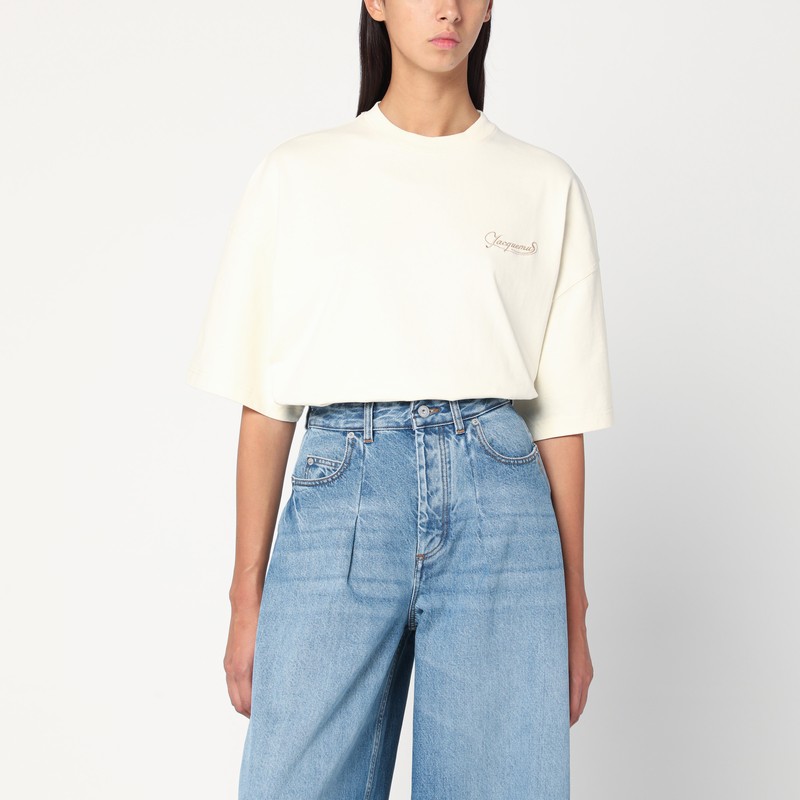 Light beige boxy T-shirt with logo