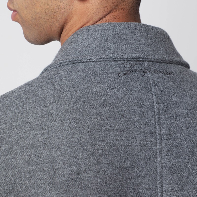 Jacquemus Mens Grey Feltro Pointed-collar Wool Bomber Jacket In Gray