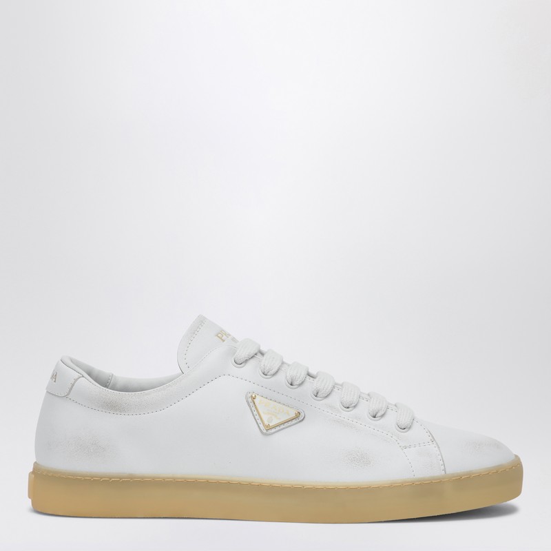 White worn effect sneaker