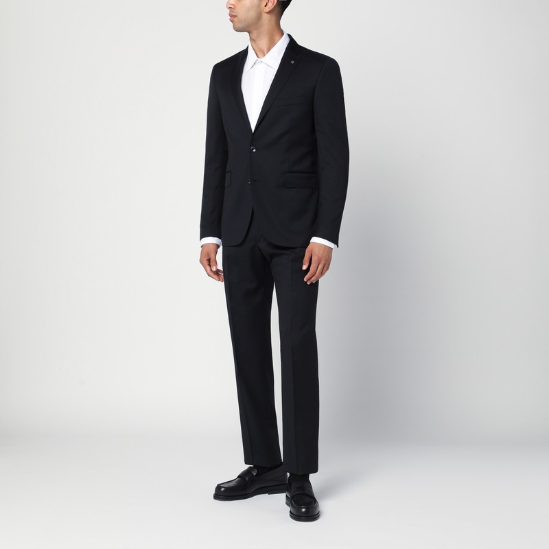 Blue single-breasted wool suit