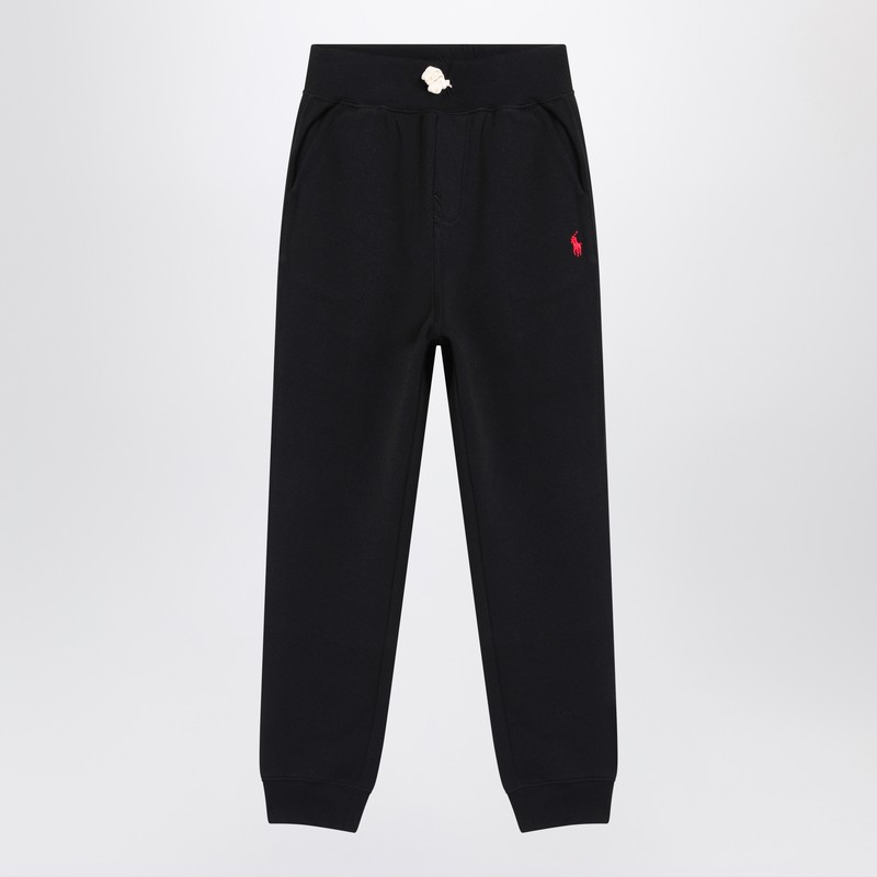 Black jogging pants