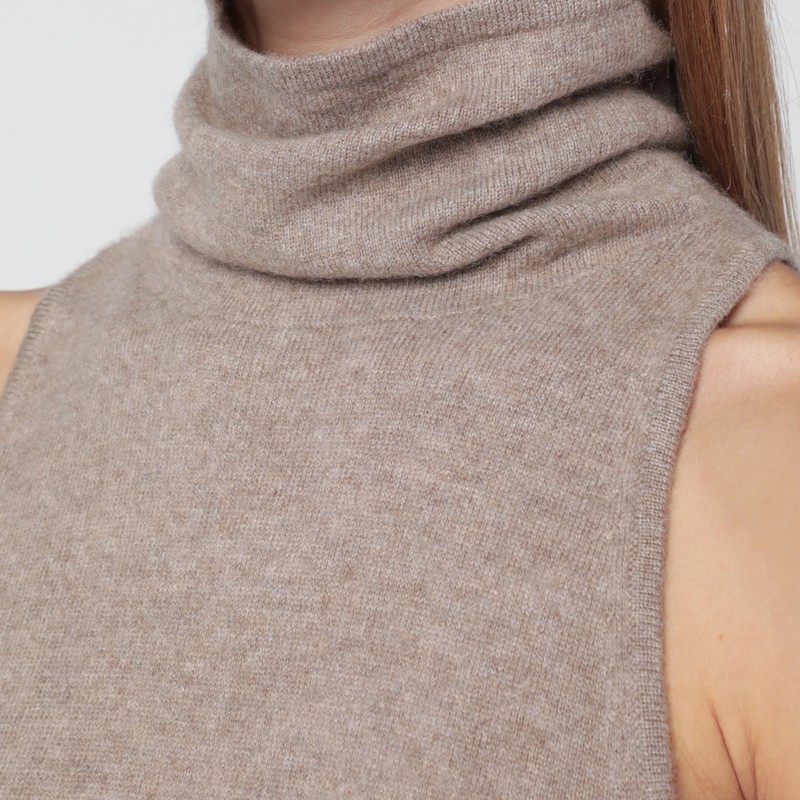 Almada Label Vida Top In Beige Organic Cashmere In Sand