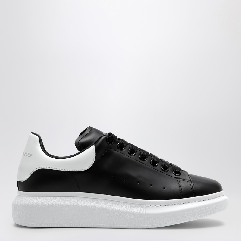 Alexander mcqueen schwarz/weißer oversize-sneakers