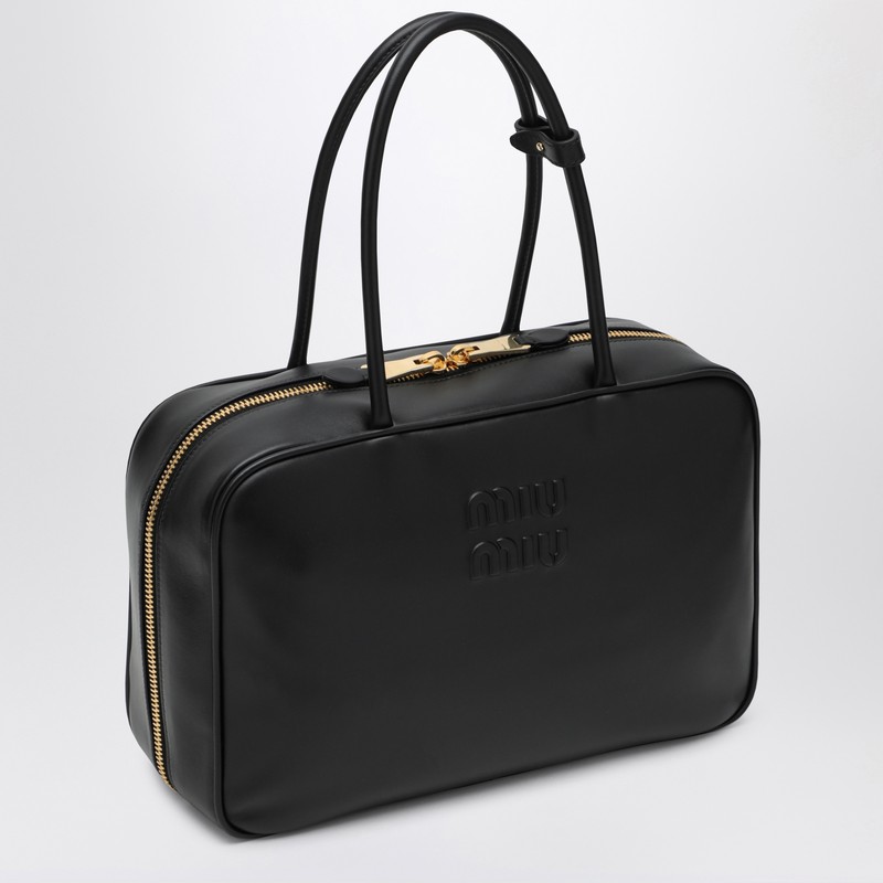 【関税&送料込】Miu Miu Black Leather Beau Keyring Necessair Miu Miu Black Leather Beau Keyring Necessaire | italist