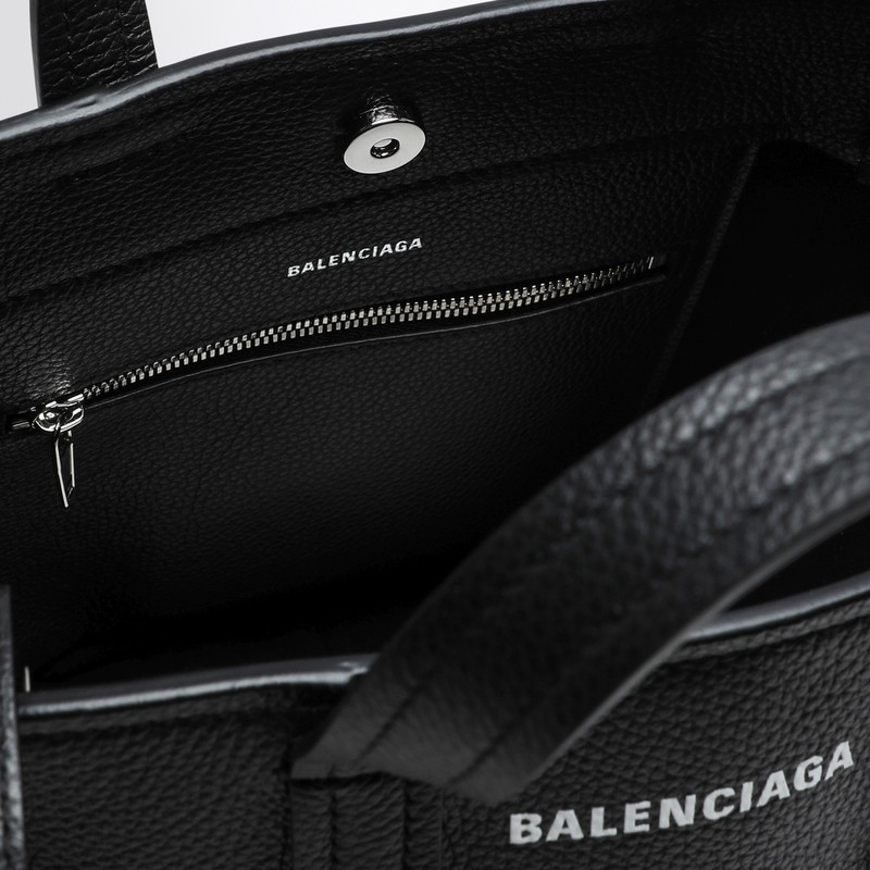Balenciaga Black Everyday Xs North-south Tote In Black