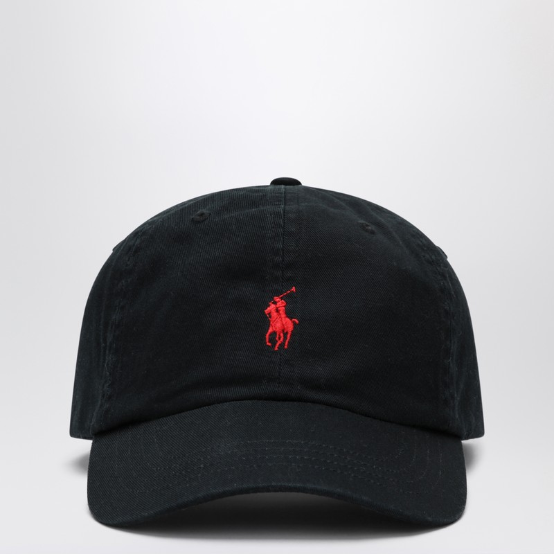 Black baseball cap with logo