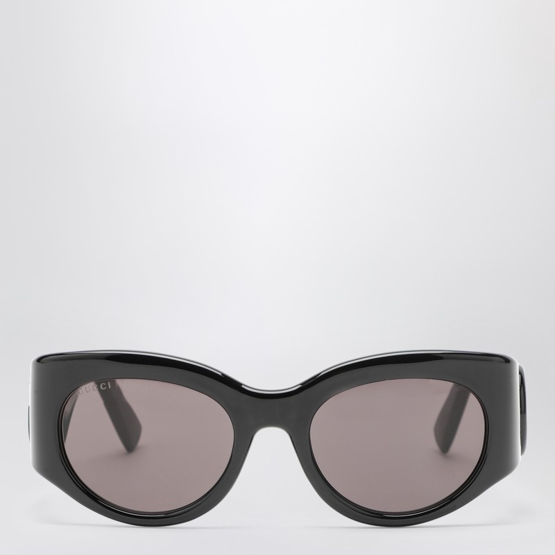 Oval black sunglasses