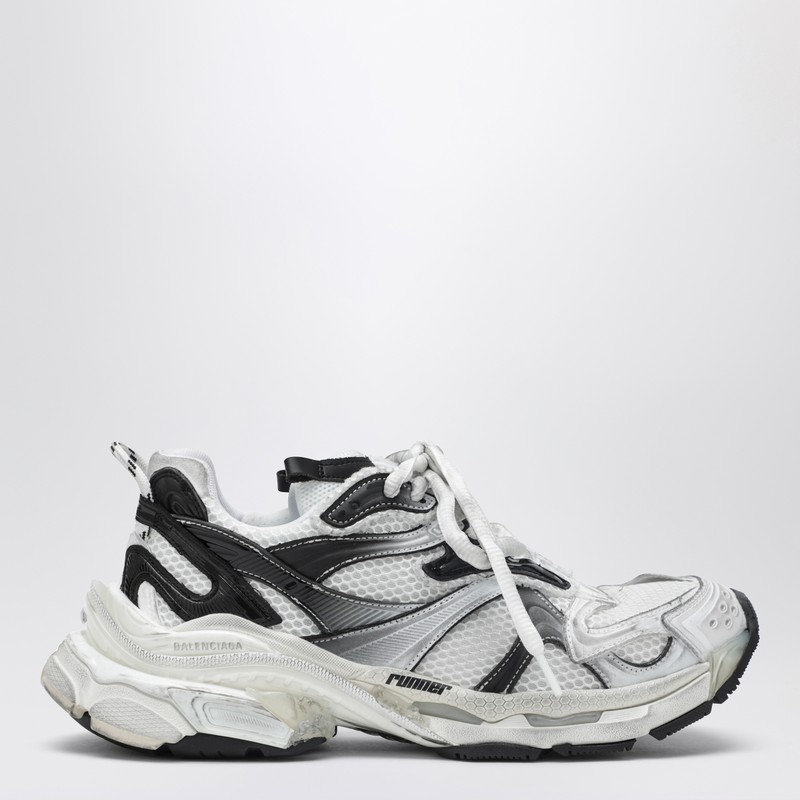 Runner 2 Gradient sneakers in white/black