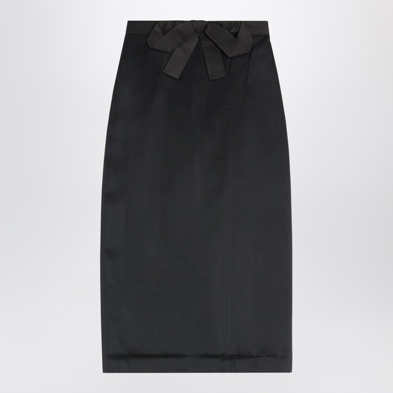 Midi skirt in black satin