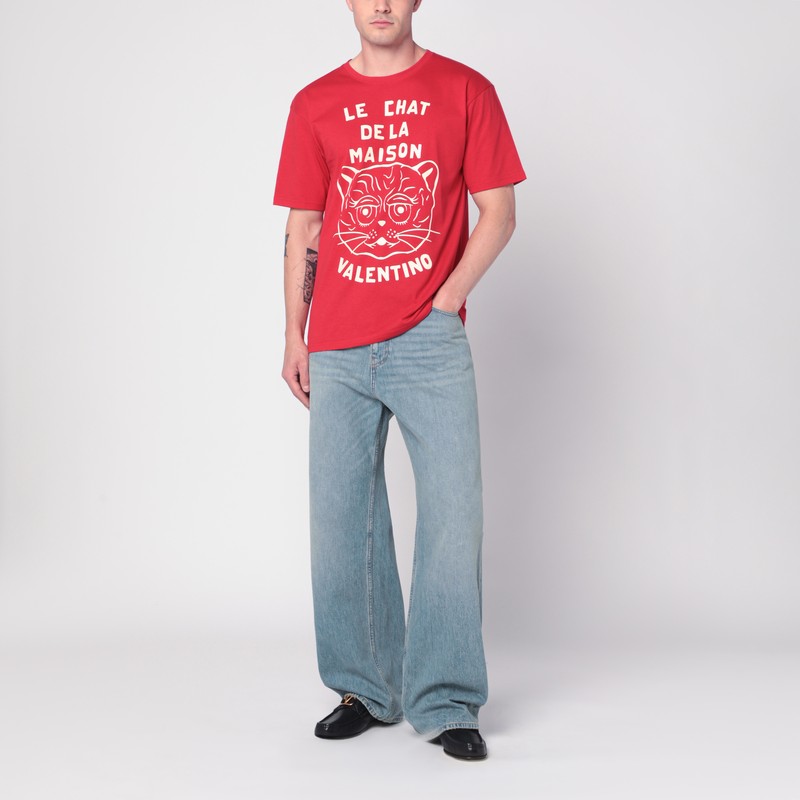 Valentino Garavani T-shirt With Le Chat De La Maison Print In Red