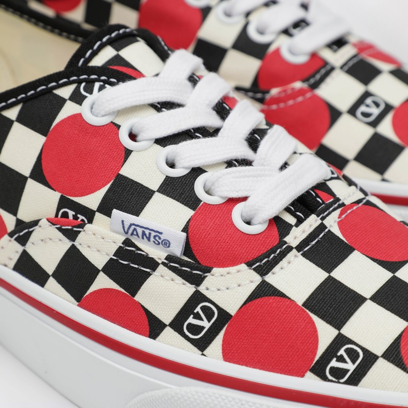 Valentino Garavani X Vans Sneaker Low-top Black/red With Vlogo Checkerboard Print And Polka-dot Detail In Black
