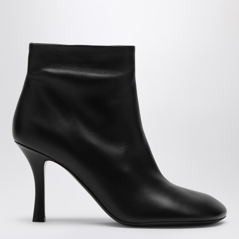 Burberry Baby 85 Leather Ankle Boots In Black