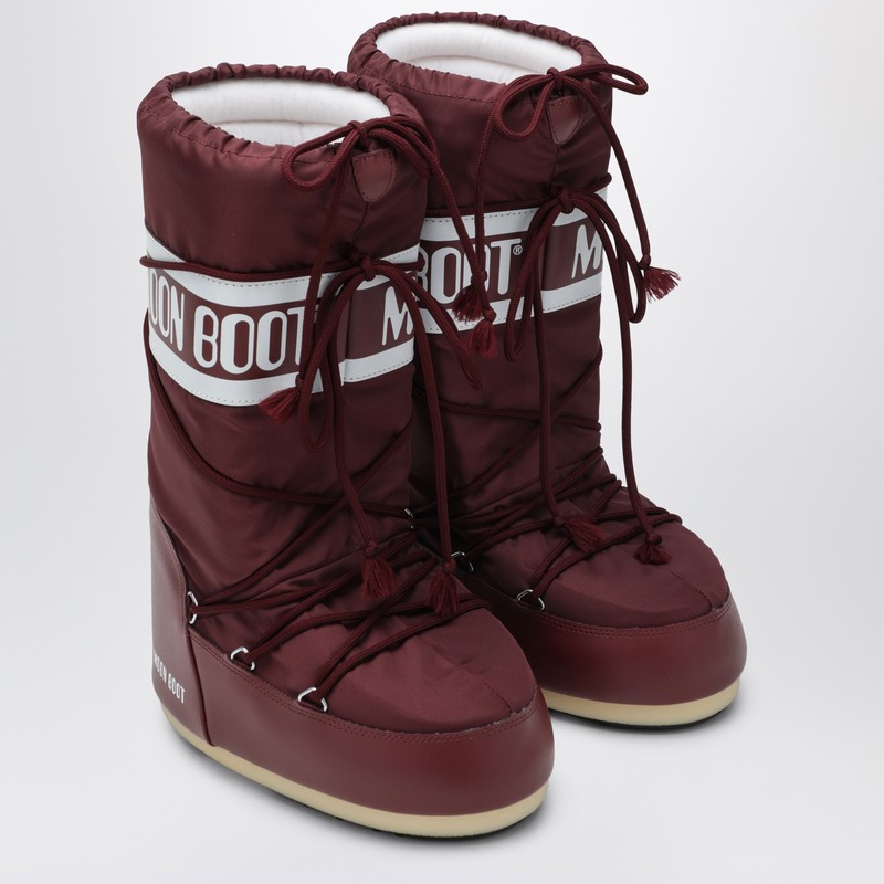 Moon Boot Bordeaux Icon Boot In Nylon In Red