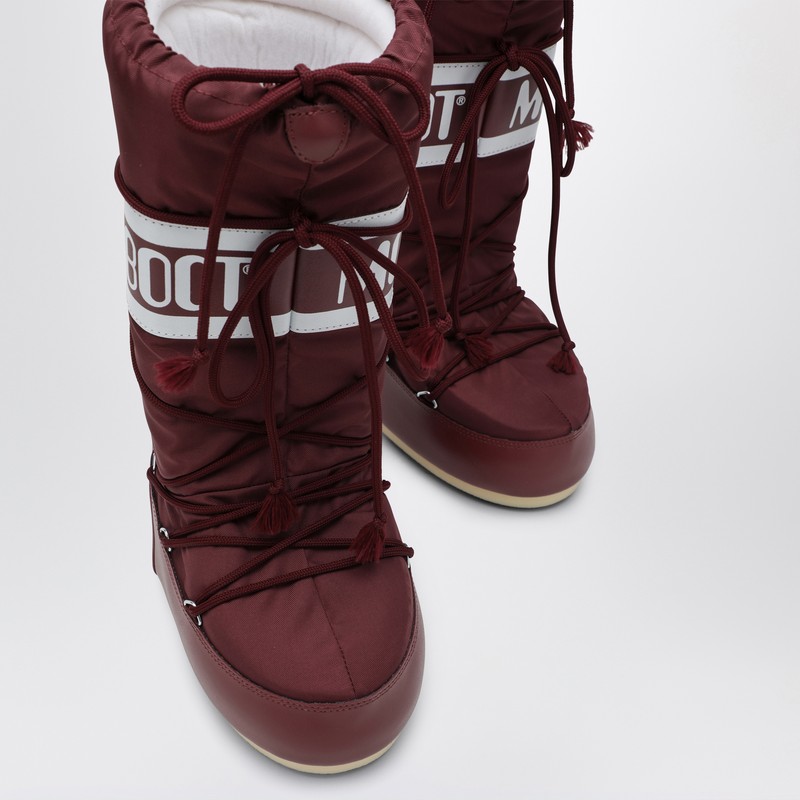 Moon Boot Bordeaux Icon Boot In Nylon In Red
